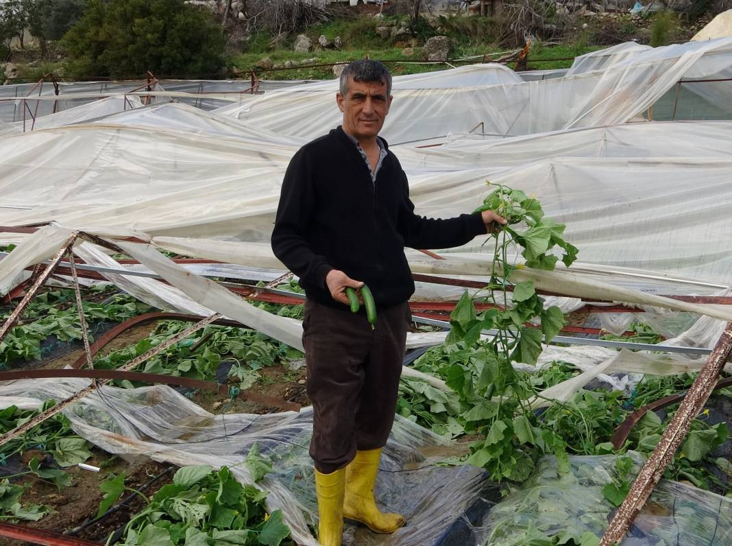 Seralar hayalet gibi uçtu! Pencereden bakan Antalyalılar gözlerine inanamadı - Resim: 9
